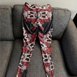 Edgy Skull and Rose Leggings